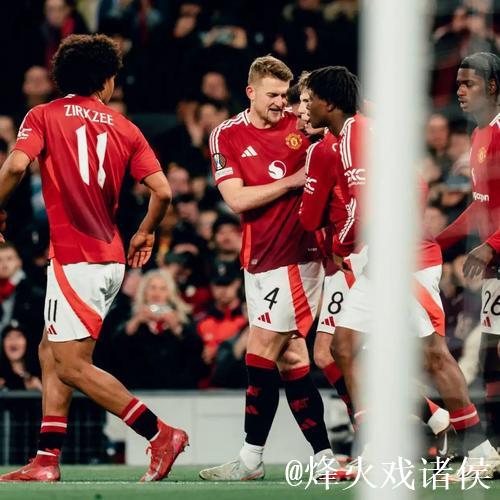 门神闪耀99分钟:曼联门将三分钟双扑力保41年传奇纪录 门神闪耀99分钟:曼联门将三分钟双扑力保41年传奇纪录