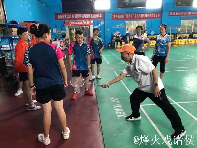 十载奉献,75岁老人无私培育特奥“梦之队” 十载奉献,75岁老人无私培育特奥“梦之队”